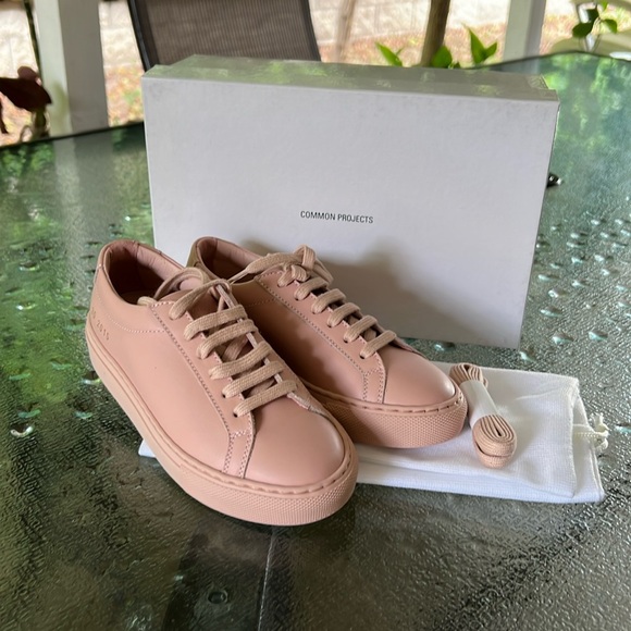 Common Projects Kid Sneakers - Picture 4 of 11